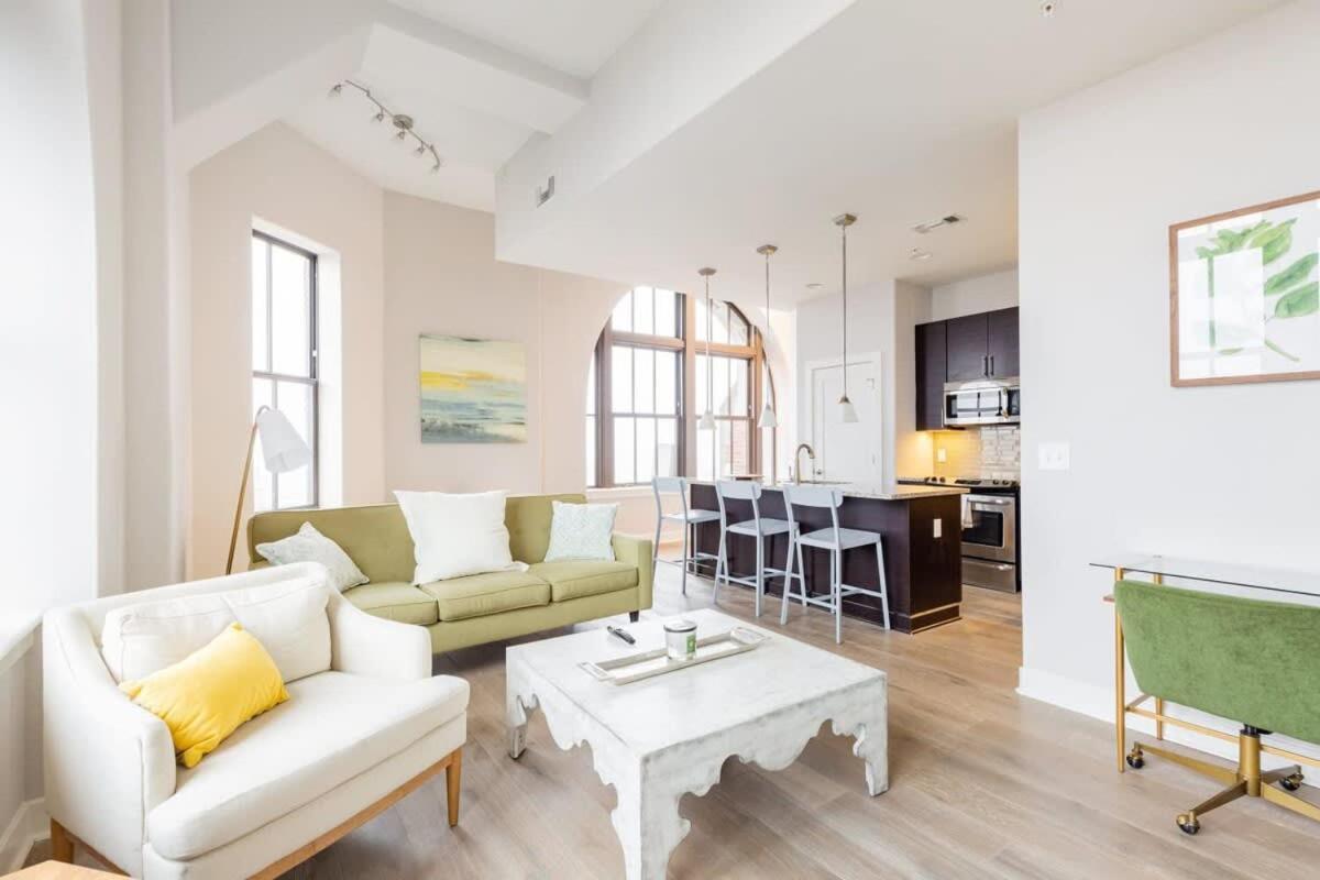 2B 2Ba Luxury Downtown Suite Rooftop Deck & Gym Baltimore Extérieur photo