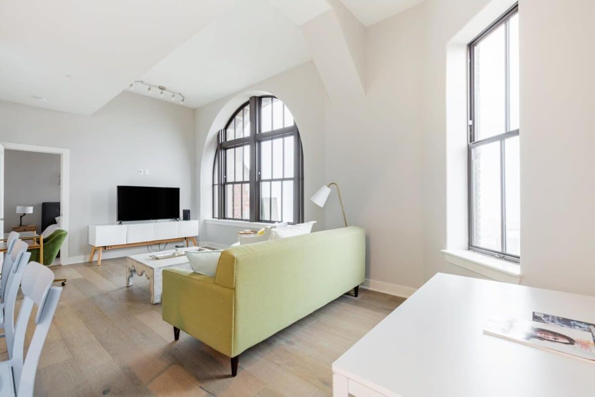 2B 2Ba Luxury Downtown Suite Rooftop Deck & Gym Baltimore Extérieur photo