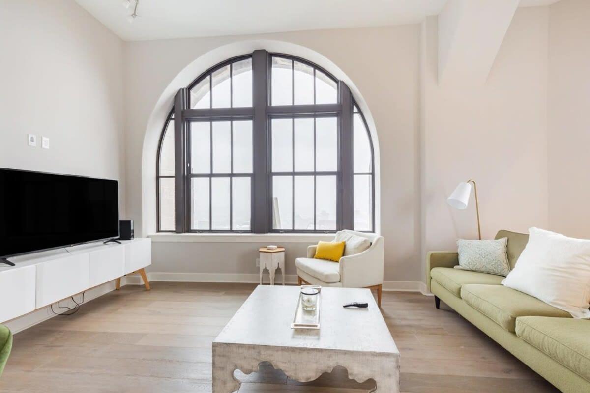 2B 2Ba Luxury Downtown Suite Rooftop Deck & Gym Baltimore Extérieur photo